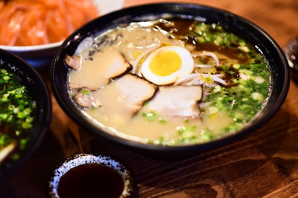 2. What Is Tonkotsu Ramen? 