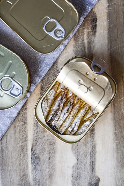 What Are the Best Ways to Prepare, Cook, and Eat Sardines?