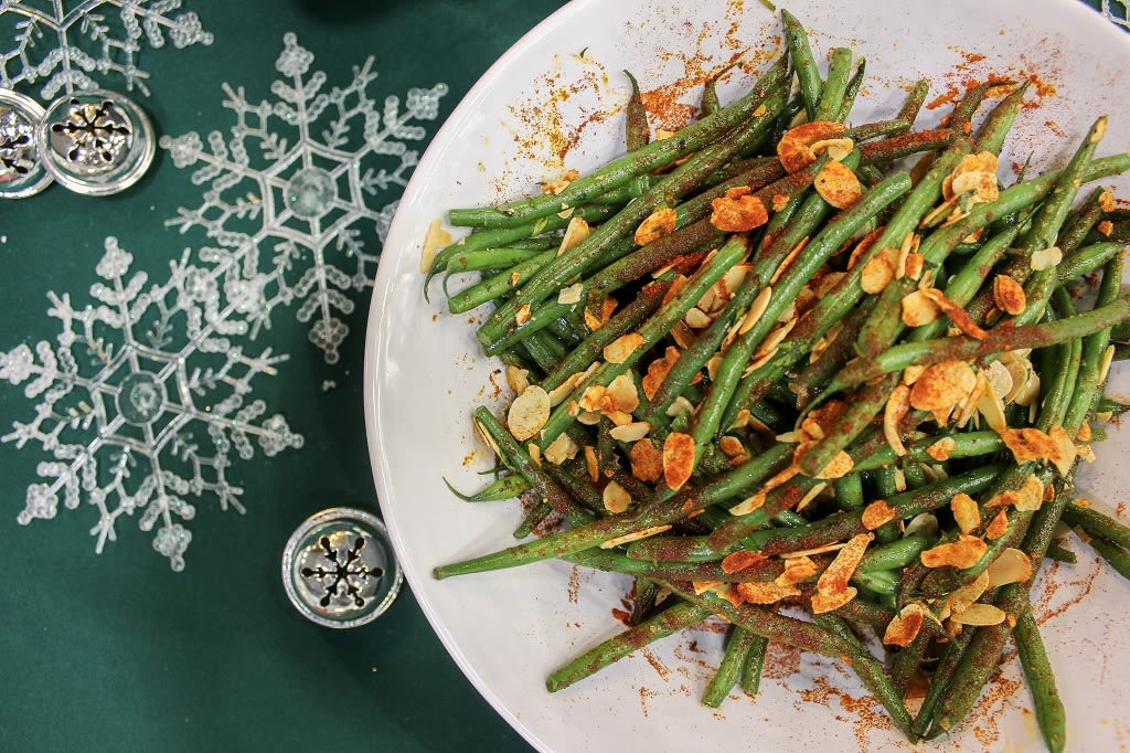 Sautéed Green Beans with Toasted Almonds & Smoked Paprika