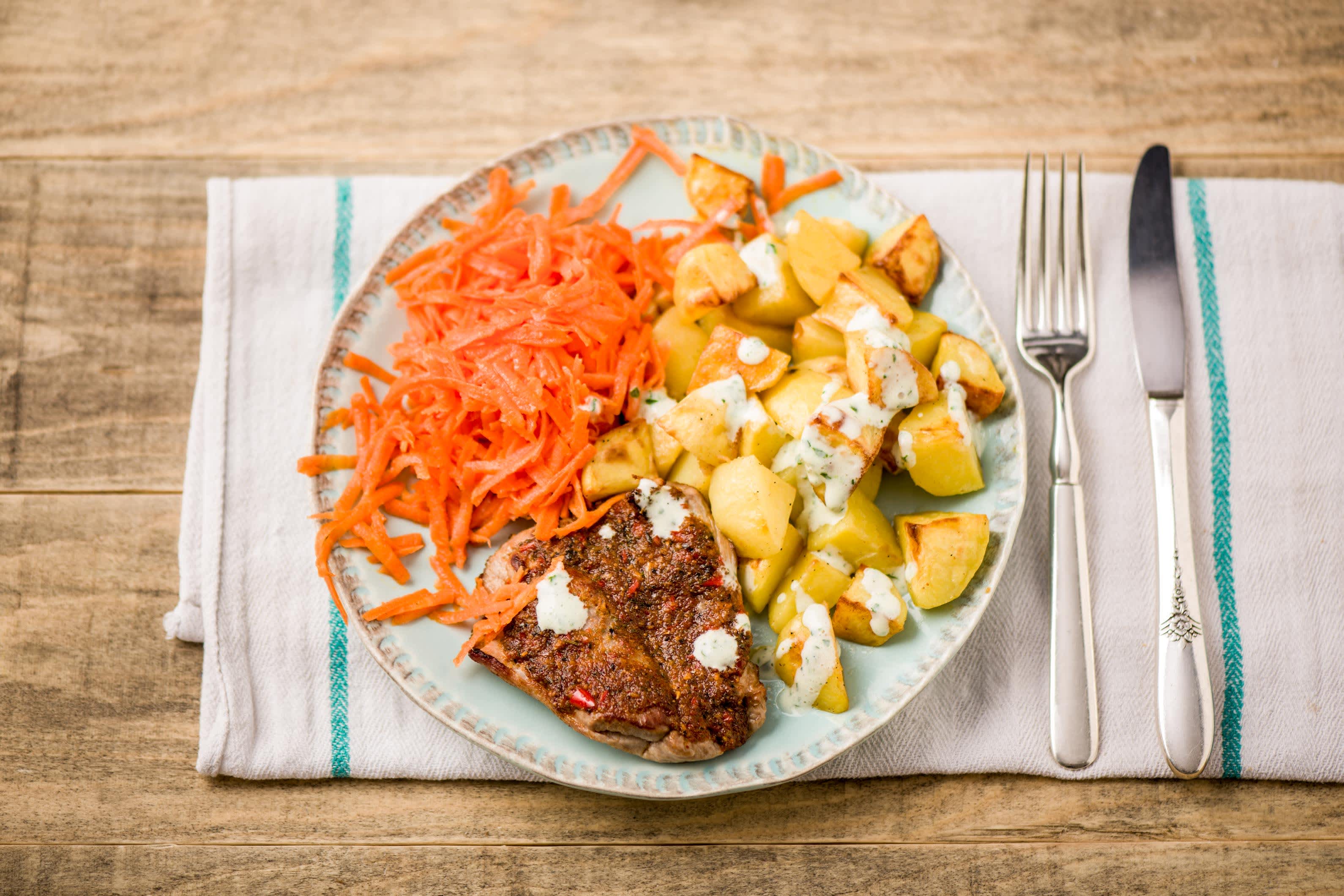 Piri Piri-Putenbrust mit knusprigen Kartoffelwürfeln