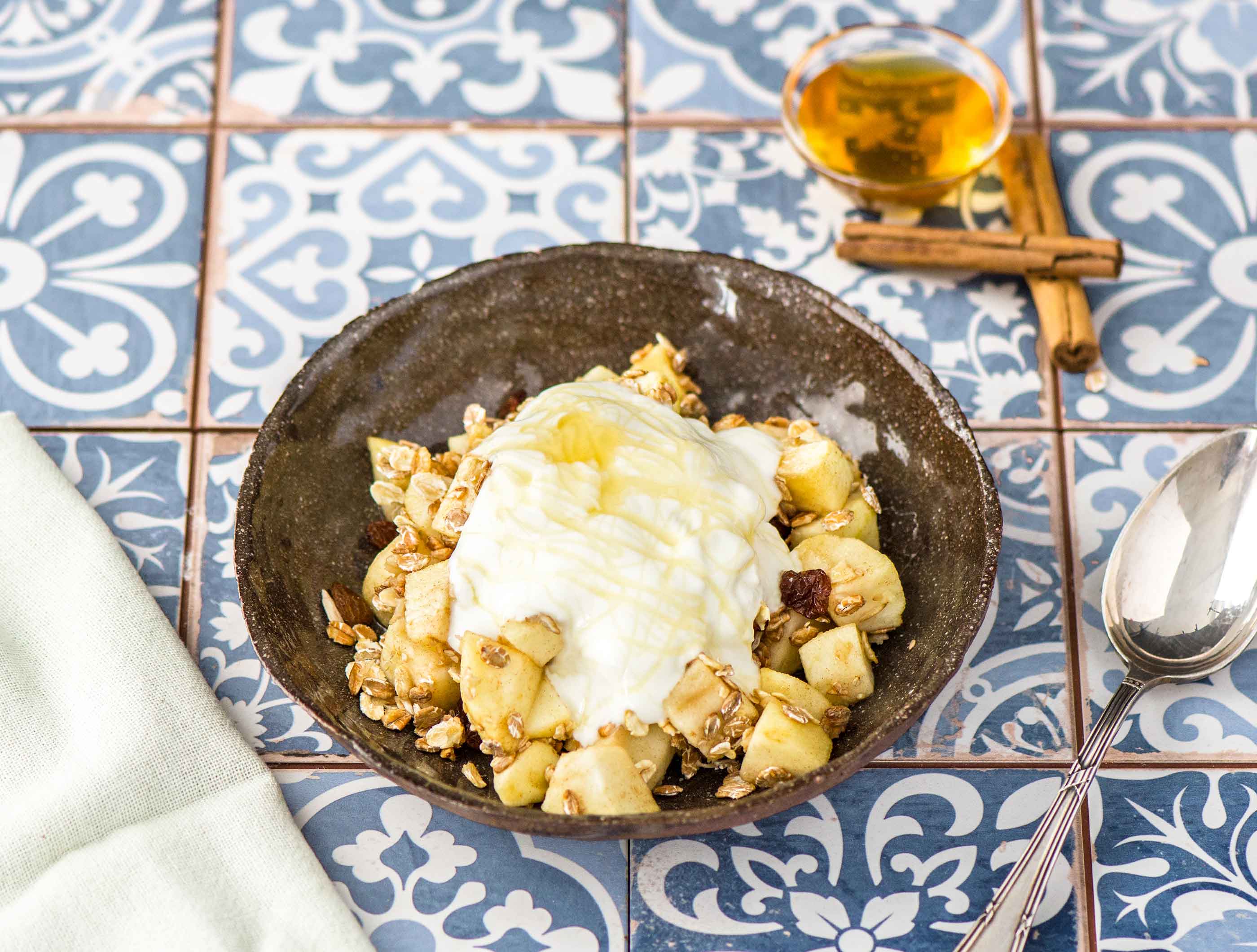 Appelcrumble van muesli en rozijnen