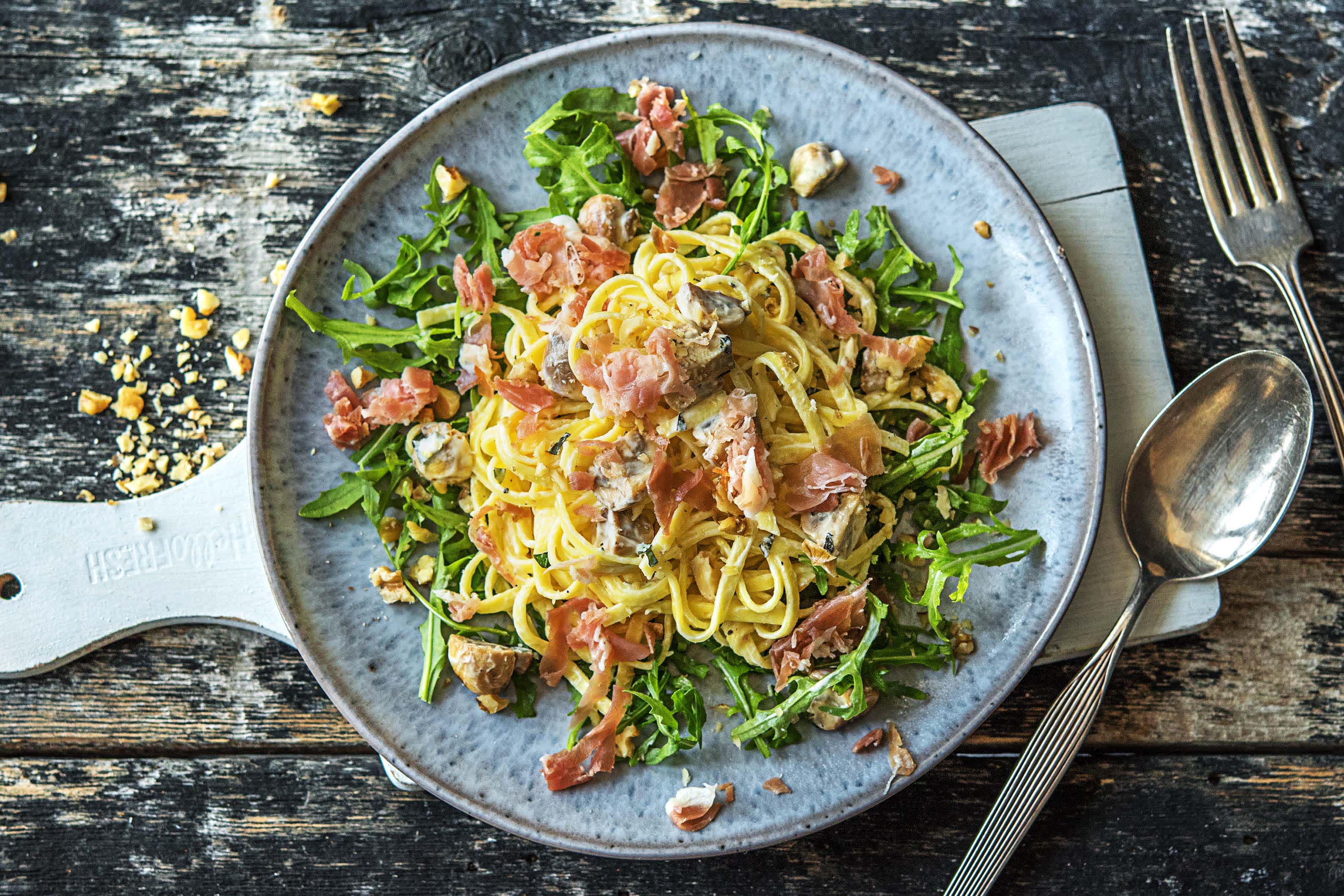 Fettuccine à la crème et au jambon serrano