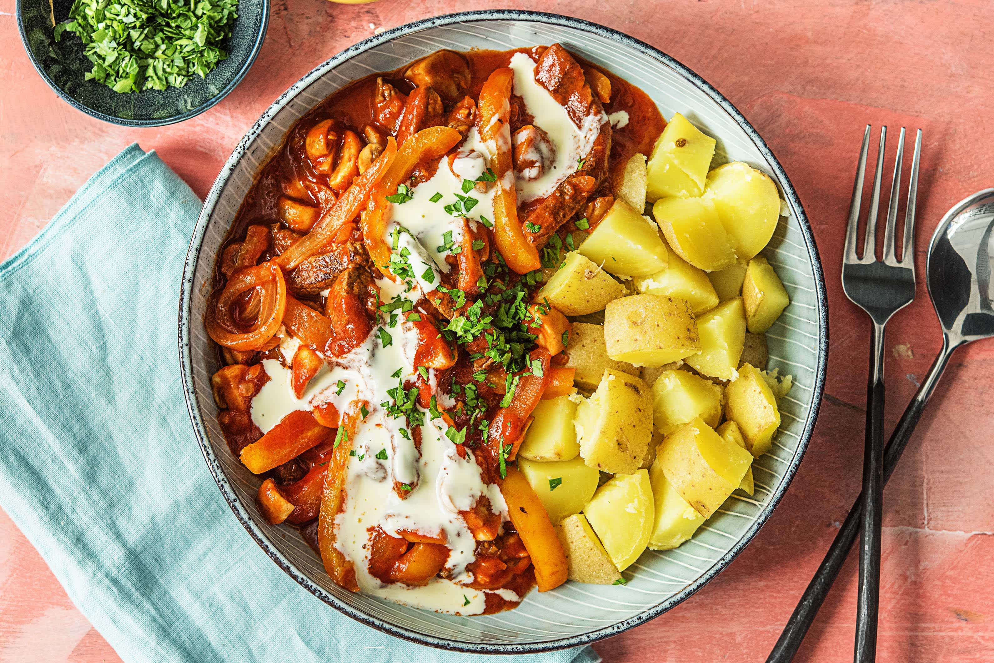 Hongaarse goulash met biefstukreepjes