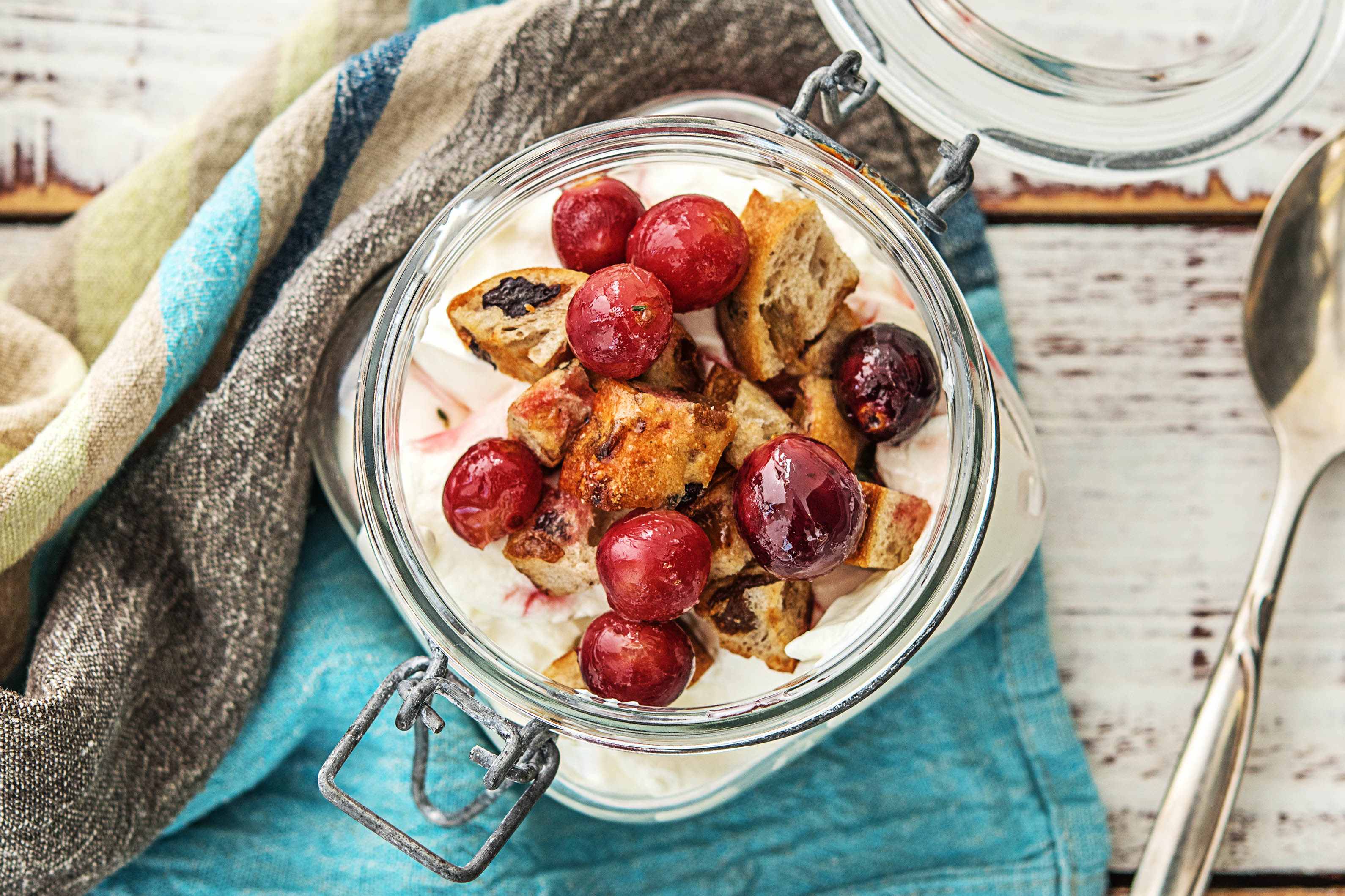 Griekse yoghurt met geroosterde druiven