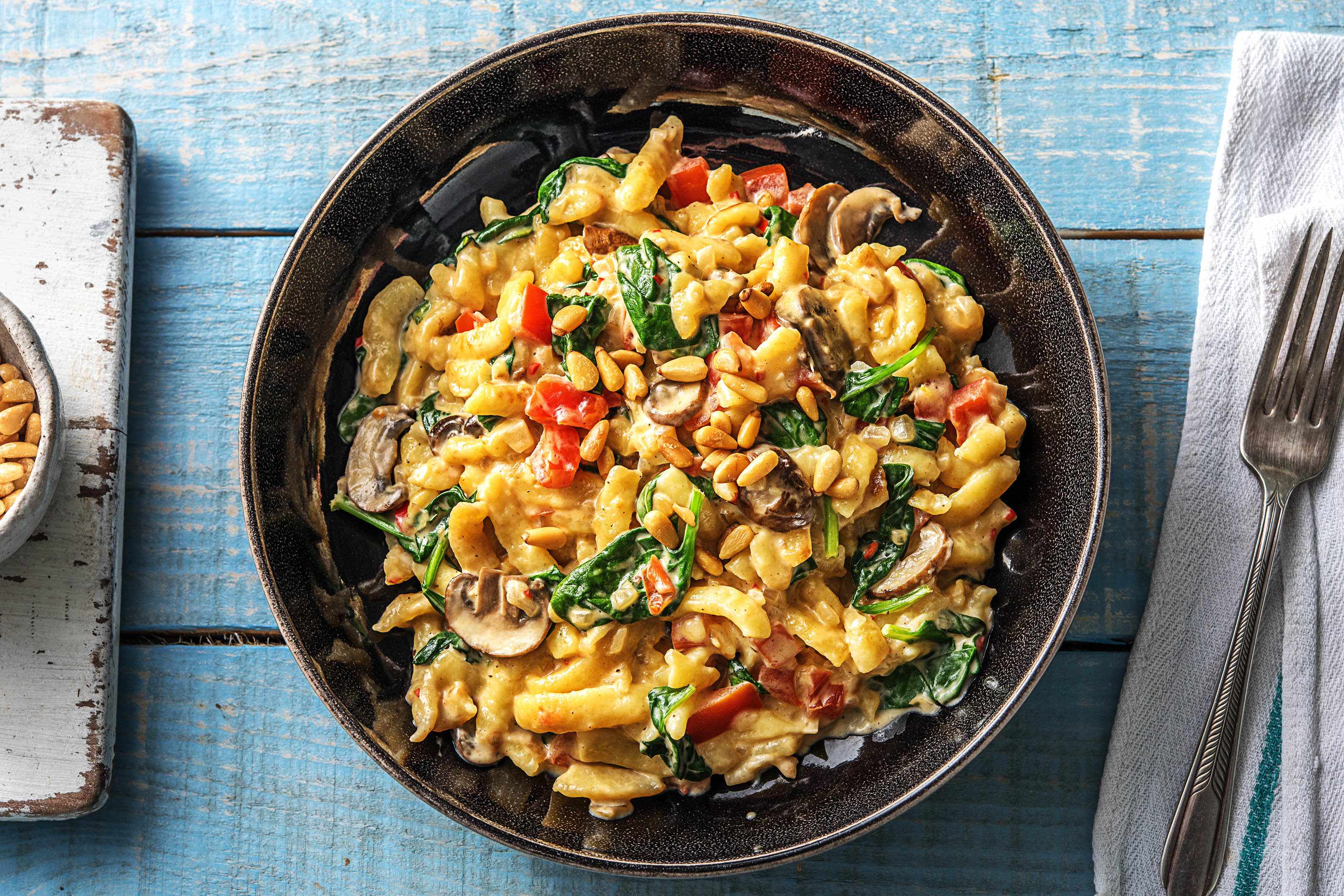 Herbstliche Spinat-Spätzle-Pfanne