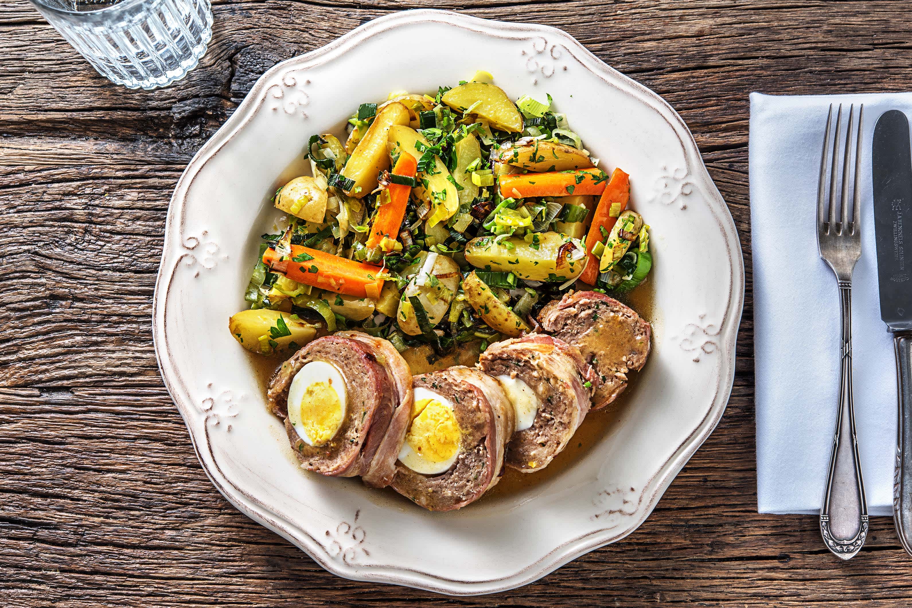 Falscher Hase: Mit Ei gefüllter Hackbraten