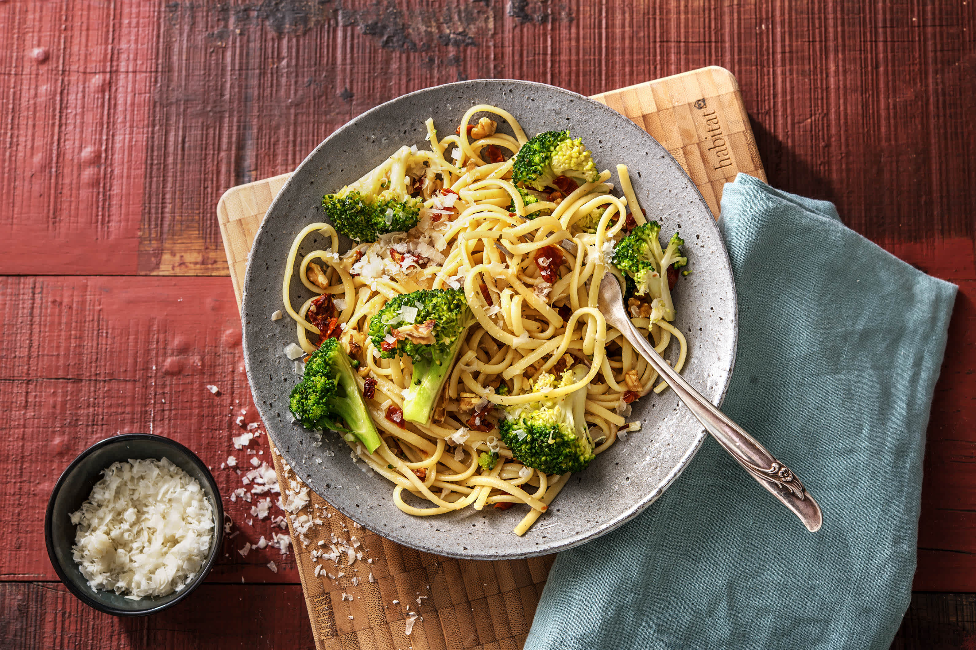 Linguine au brocoli et au fromage de chèvre