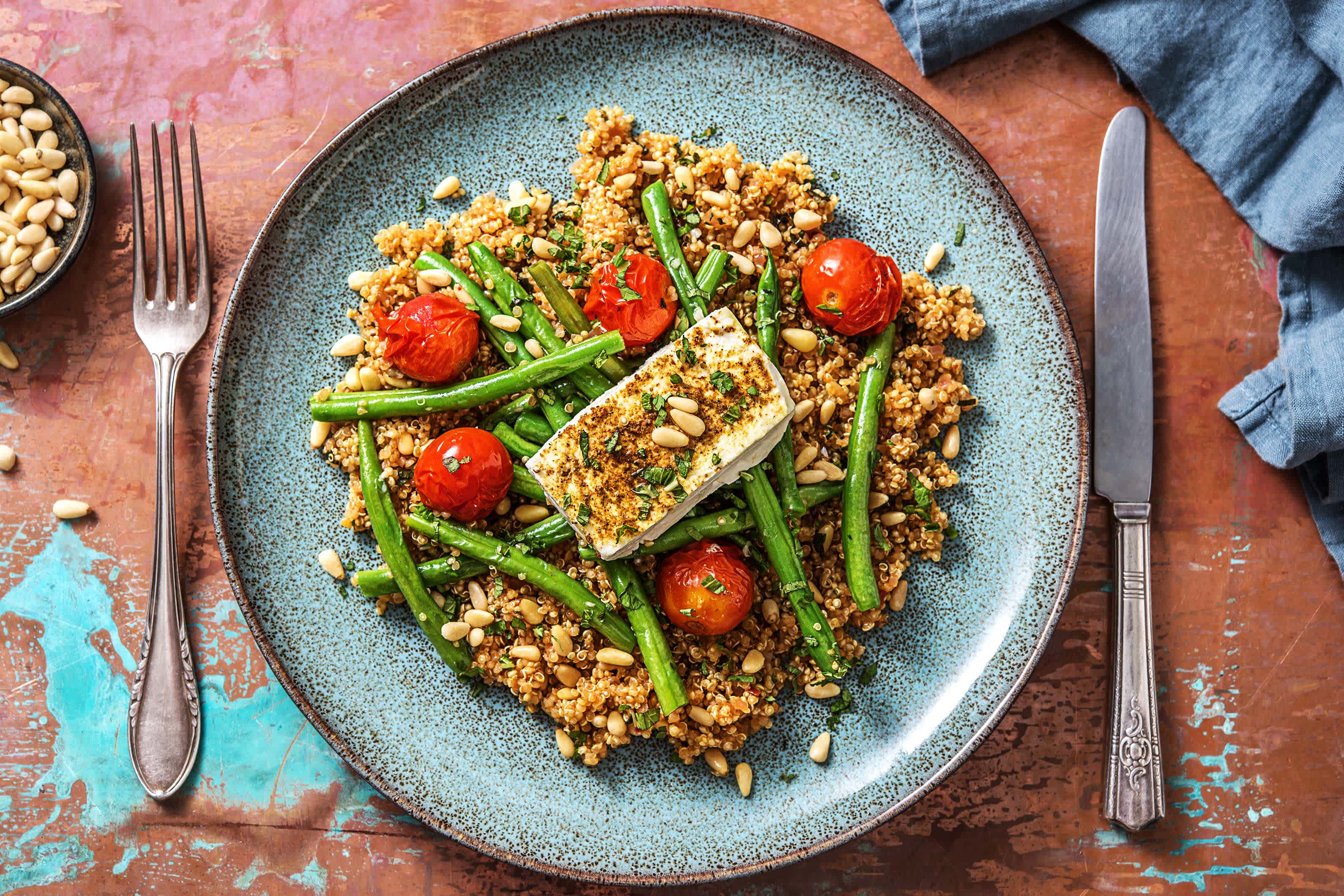 Quinoa au ras-el-hanout et feta au four