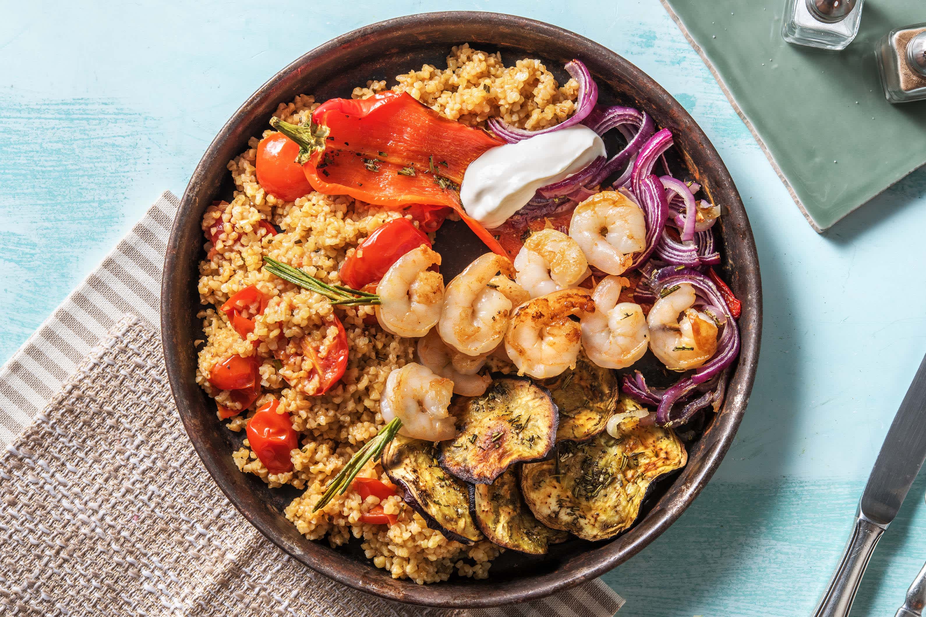 Garnalenspiezen met Mediterrane bulgursalade