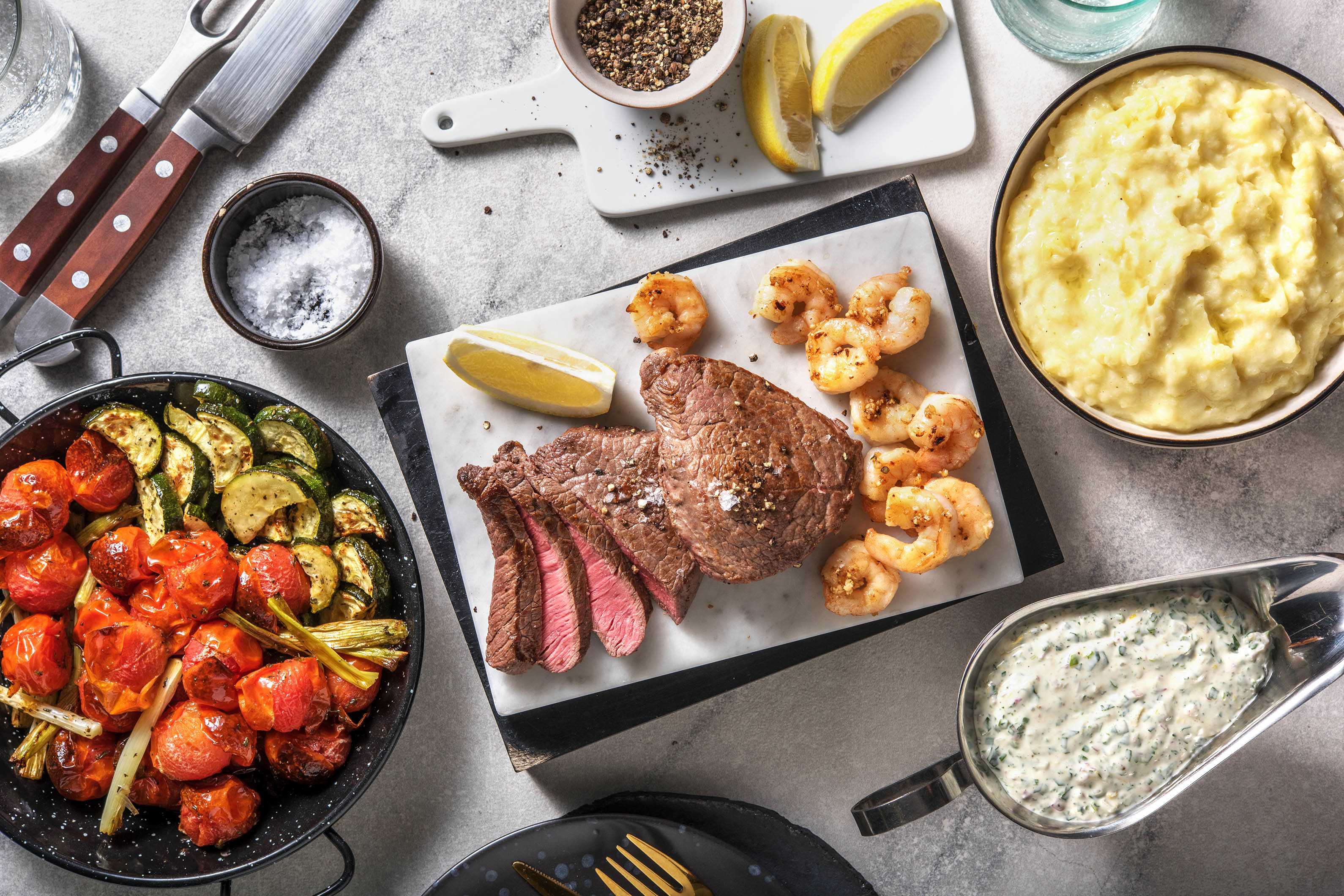 „Surf & Turf“ Rindersteaks und Garnelen
