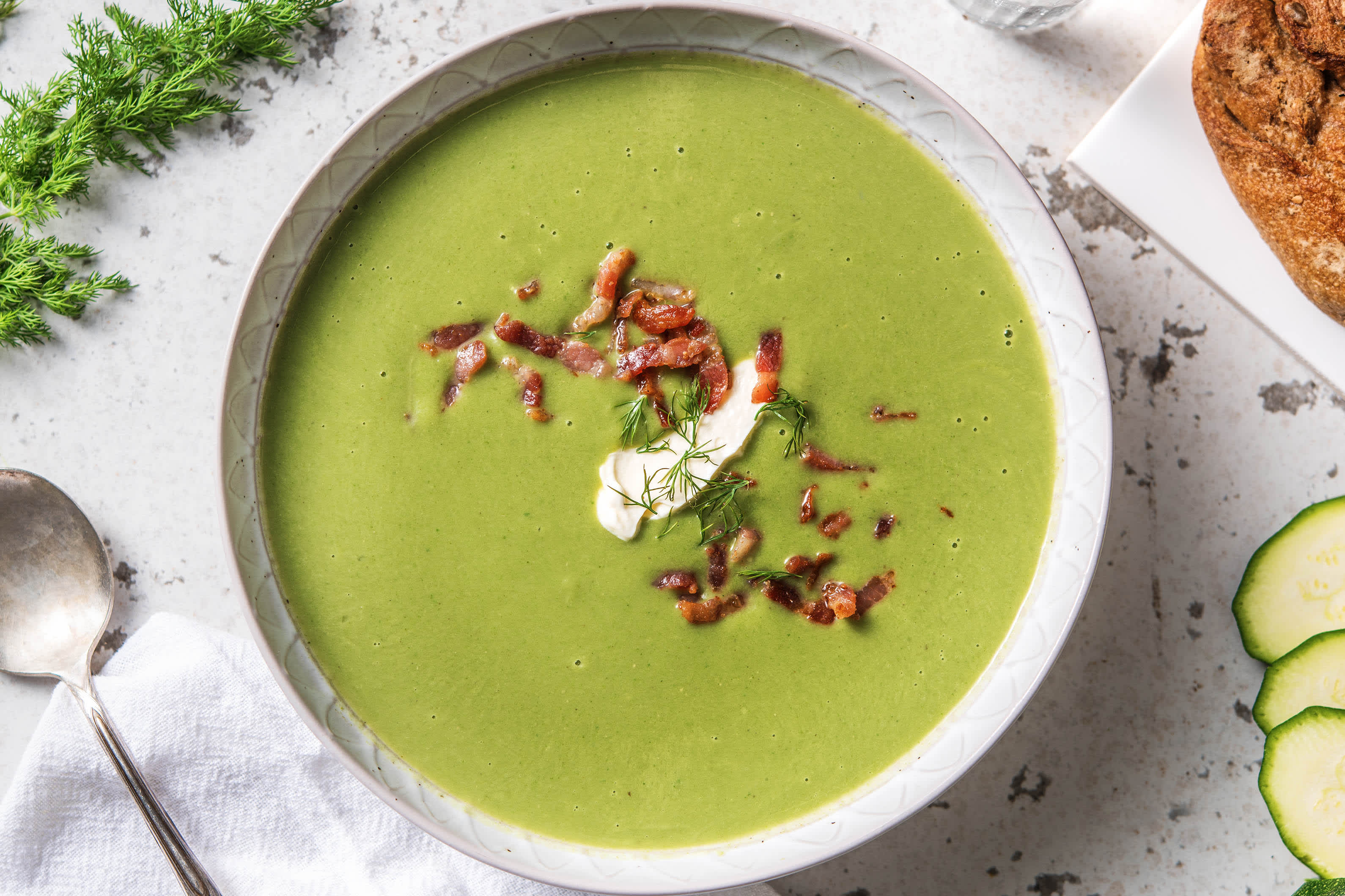 Soupe de courgette et poireau à l'aneth