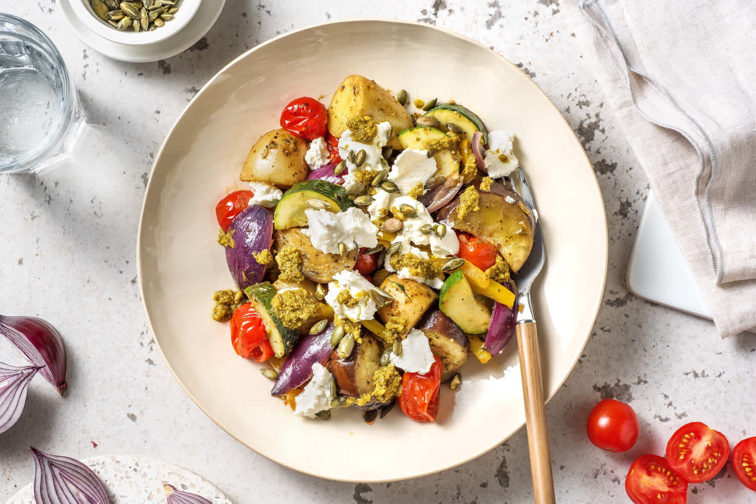 Ratatouille met pestokrieltjes uit de oven