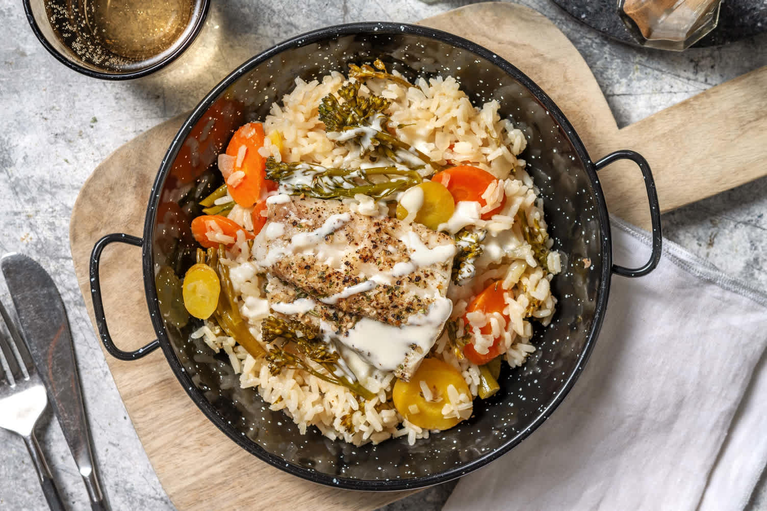 Rijstpilav met gestoomde kabeljauwfilet