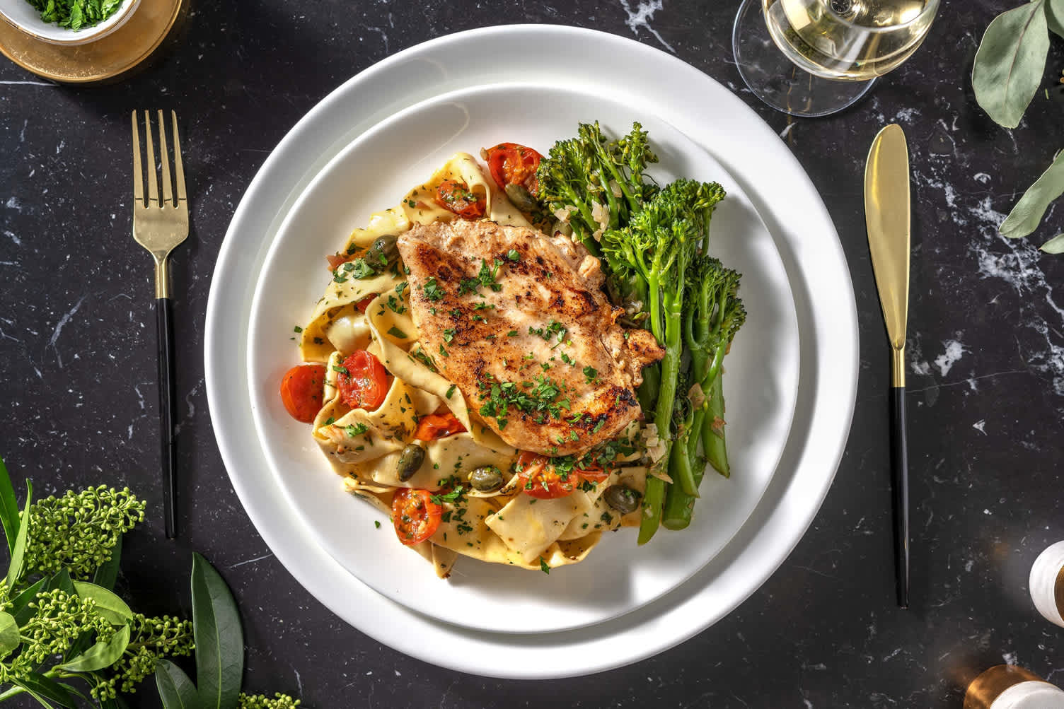 Kip picatta met verse pappardelle en broccolini