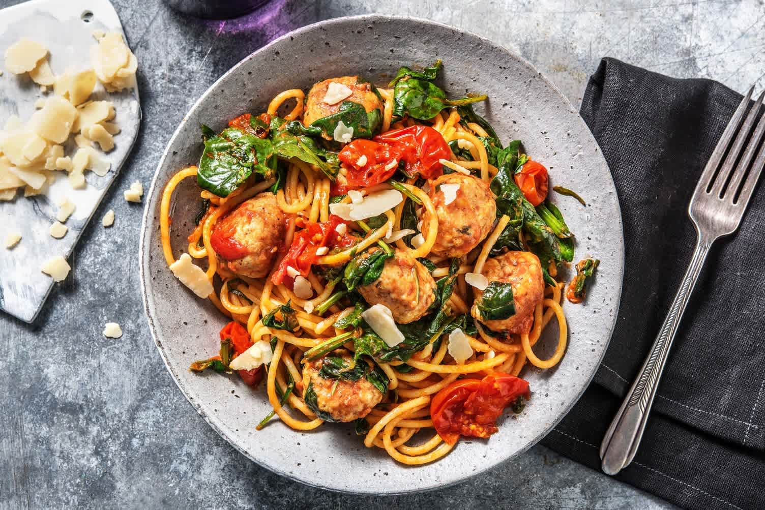 Spaghetti met kipgehaktballetjes