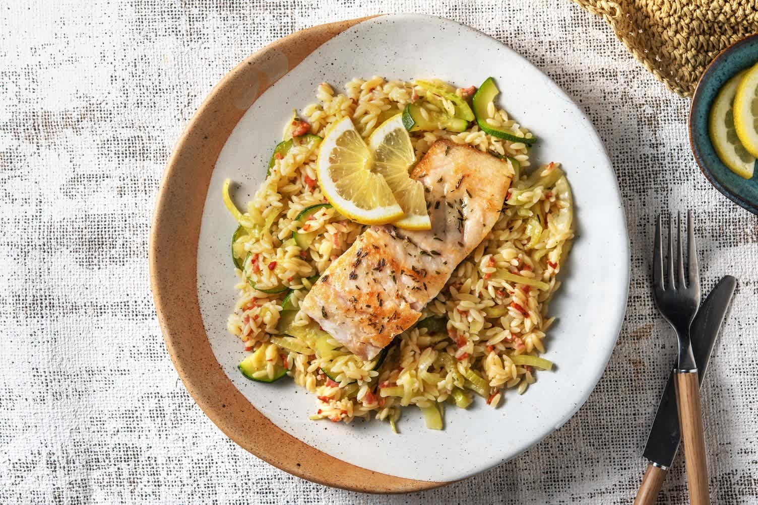 Risotto van orzo met victoriabaarsfilet