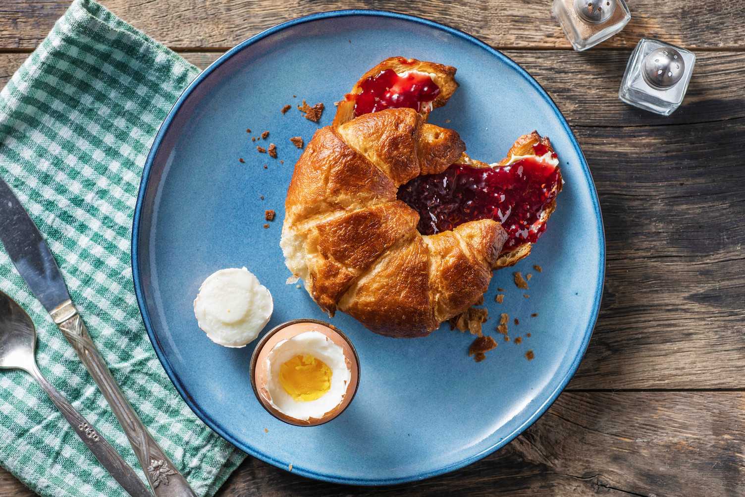 Croissant met jam