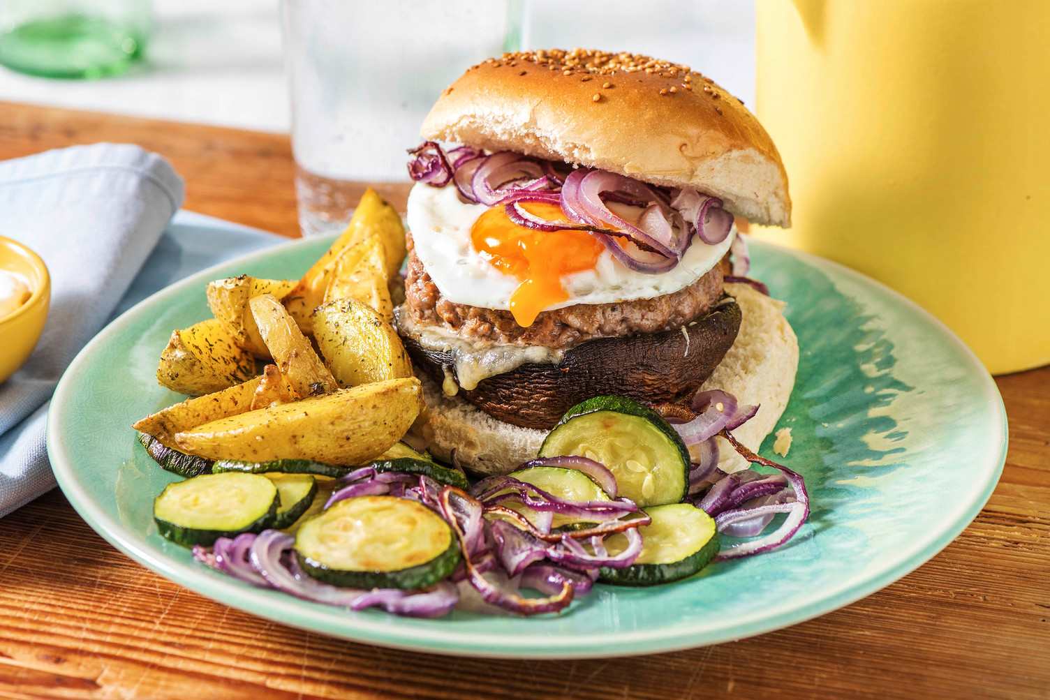 Veggie + protein - Broodje portobello met kalfsburger als extra