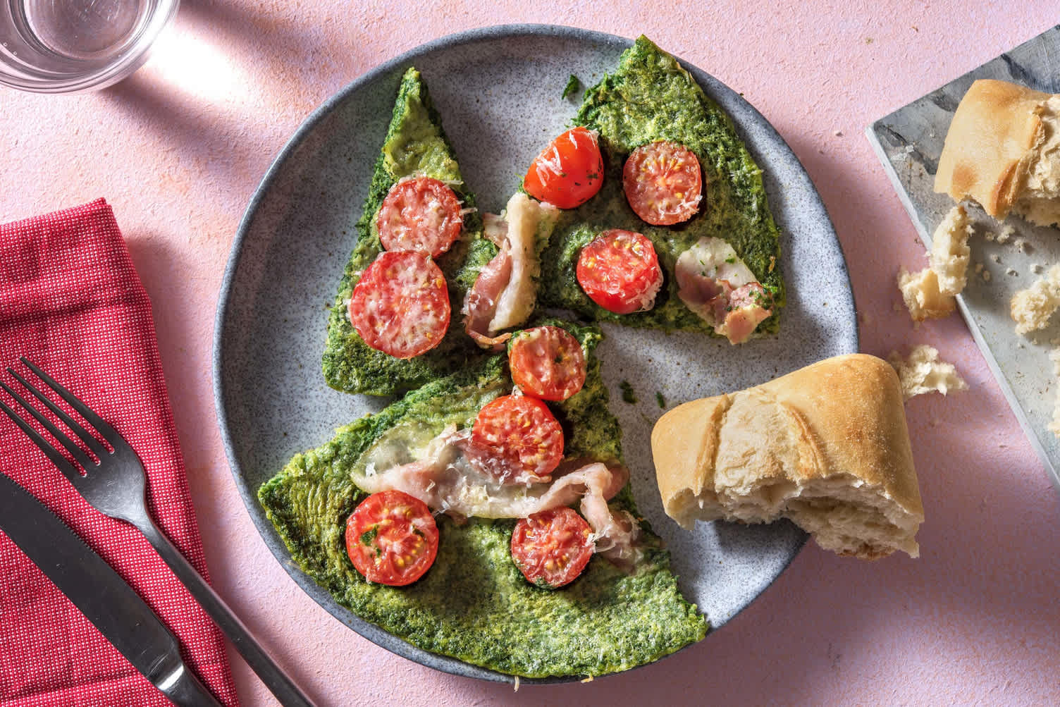 Omelette verte au jambon fumé & comté râpé
