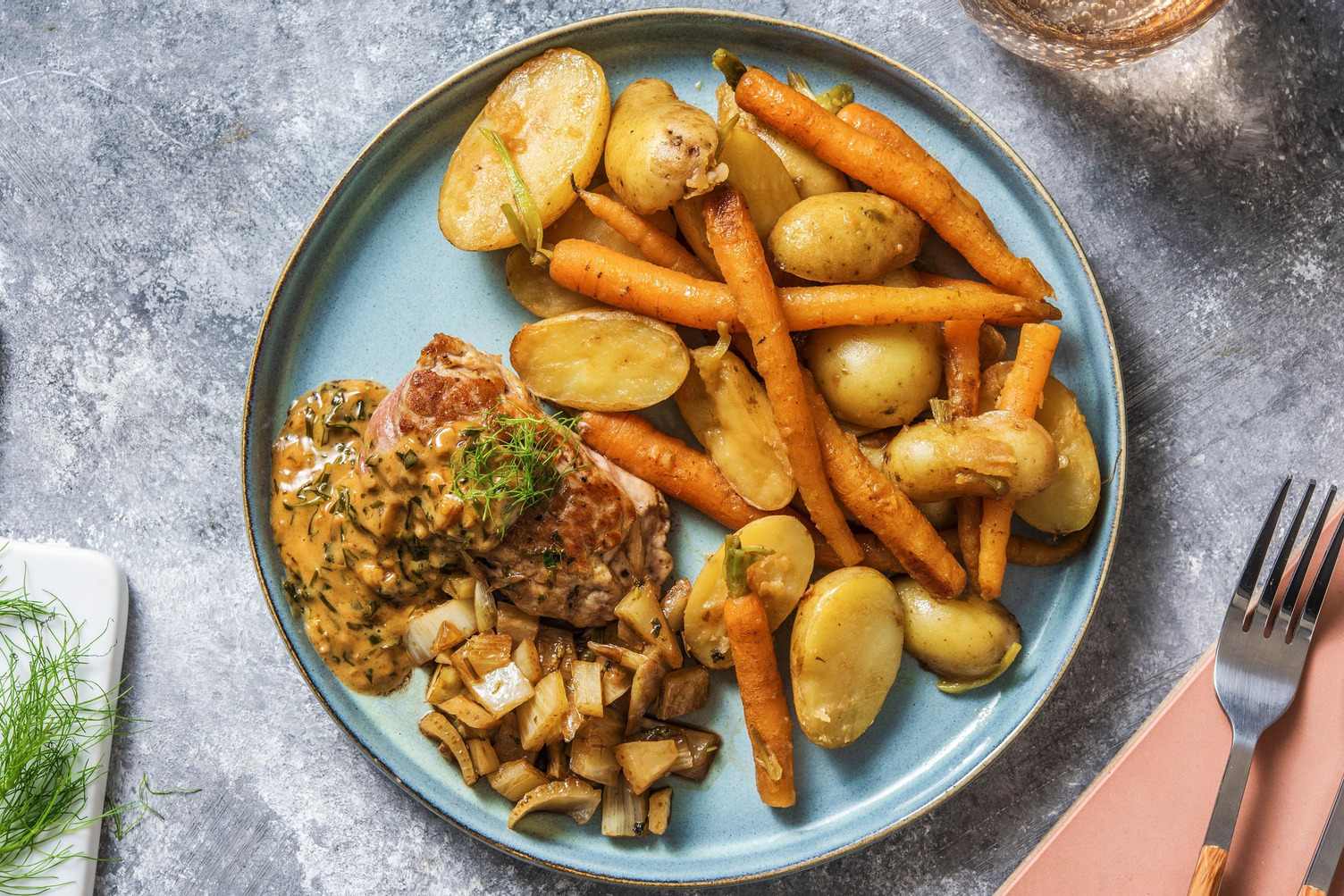 Echine de porc & sauce au persil