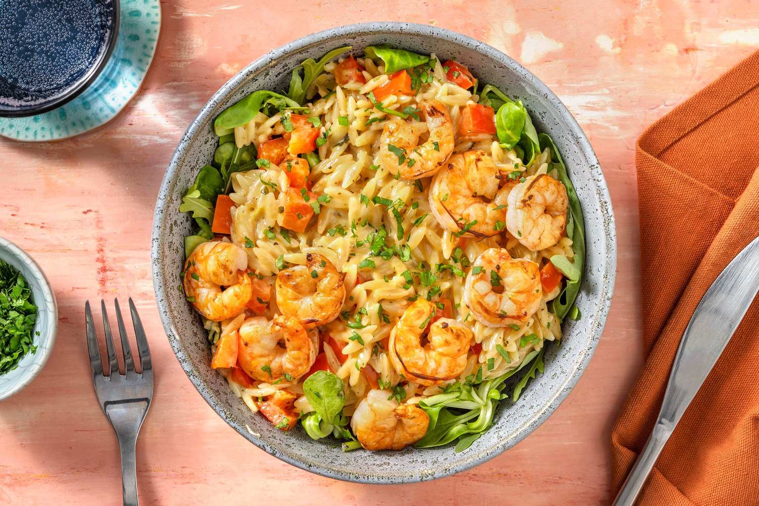 Orzo & crevettes sauce ail, citron & persil