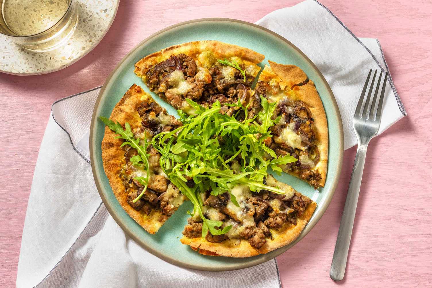 Veggie + Protein - Platbroodpizza met gehakt als extra