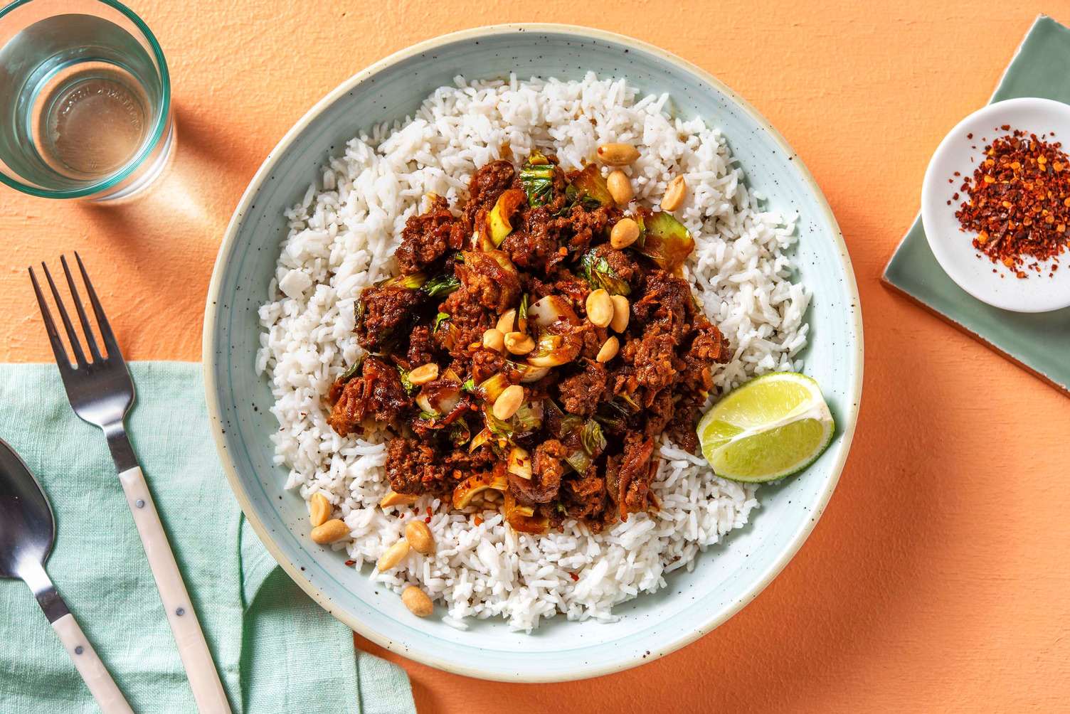 Hoisin- och srirachastekt köttfärs
