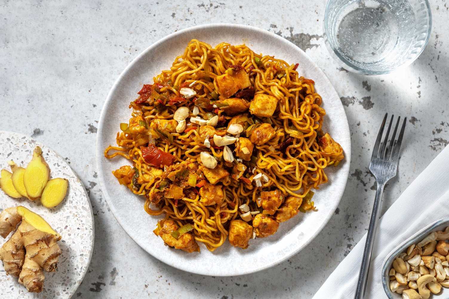 Wok de poulet & nouilles à la chinoise