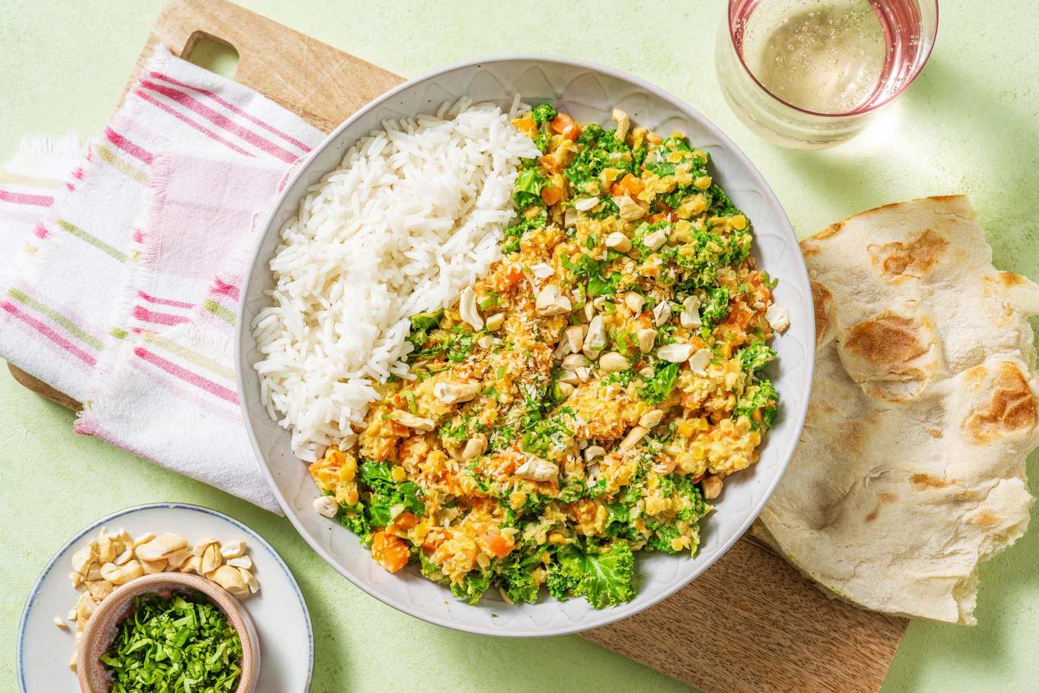 Dahl de lentilles corail & chou kale