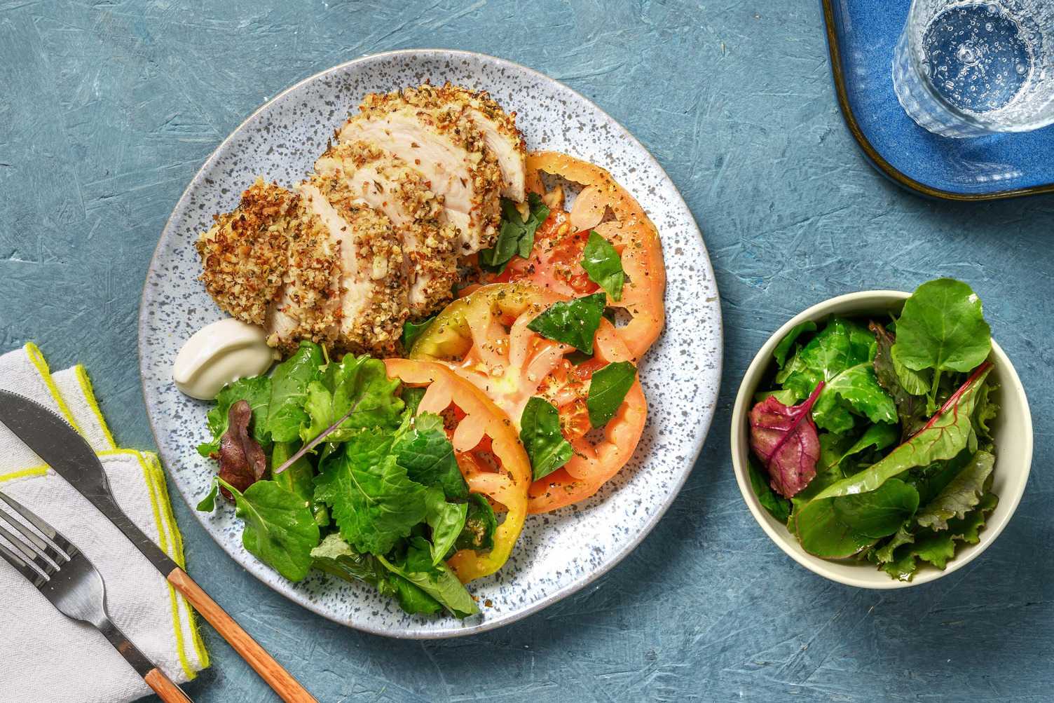 Petti di pollo con panure alle mandorle