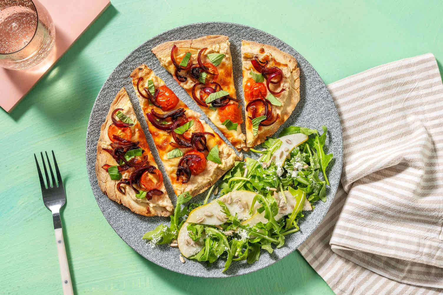 Hvit naan-pizza