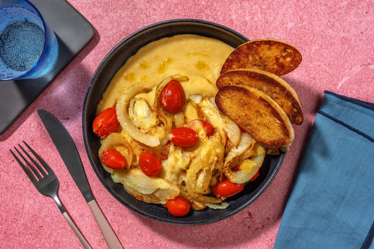 Gratin di finocchi al fontal e mousse di ceci