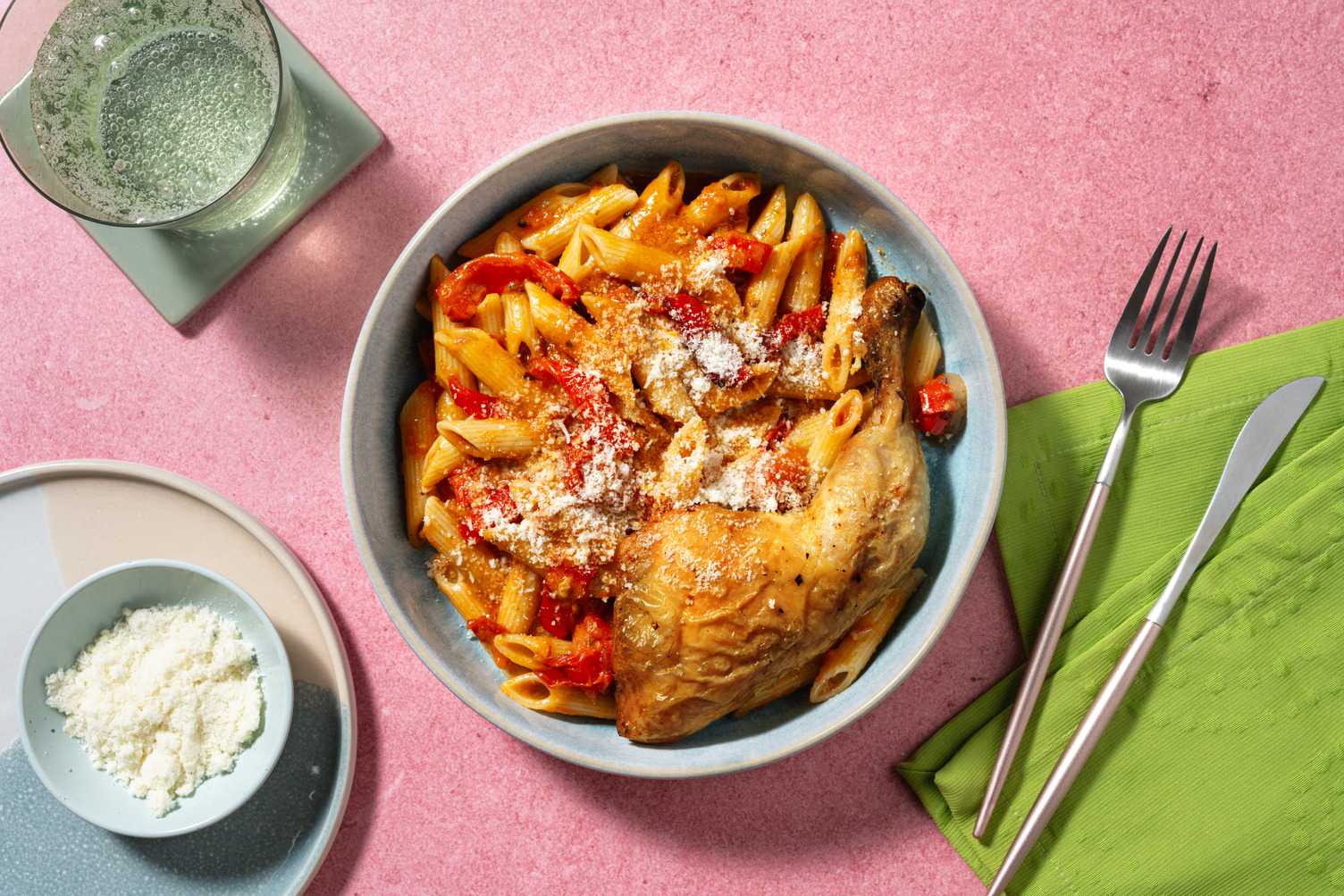 Cuisse de poulet, penne & pesto rosso