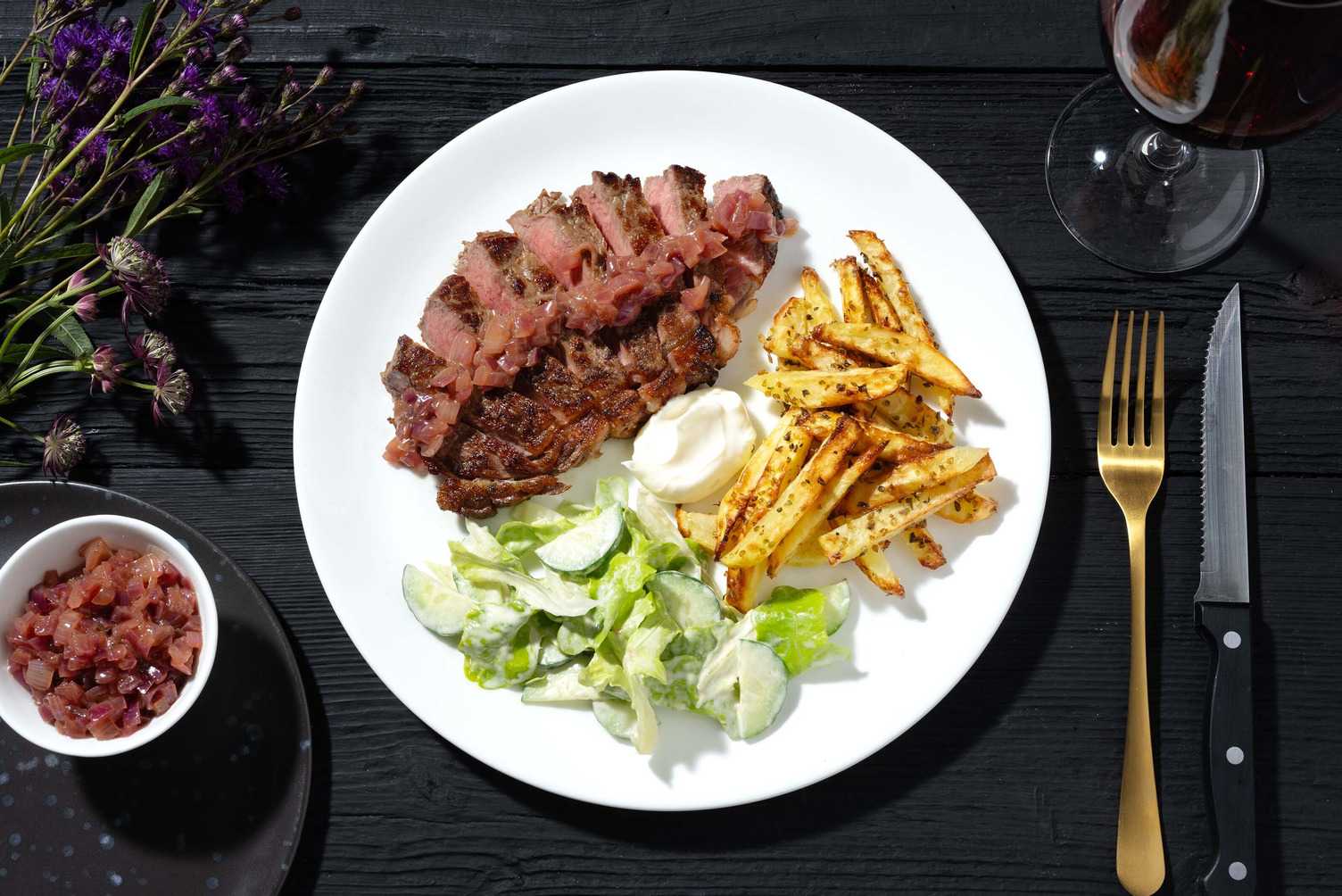 Entrecôte de bœuf et jus de veau
