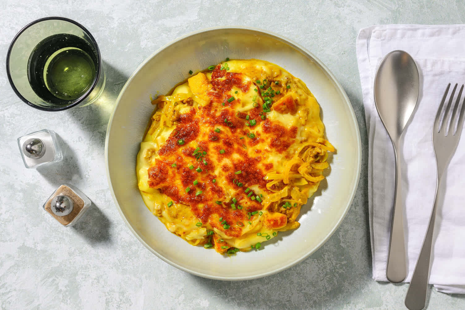 Cheesy Curry Cottage Pie with Chives