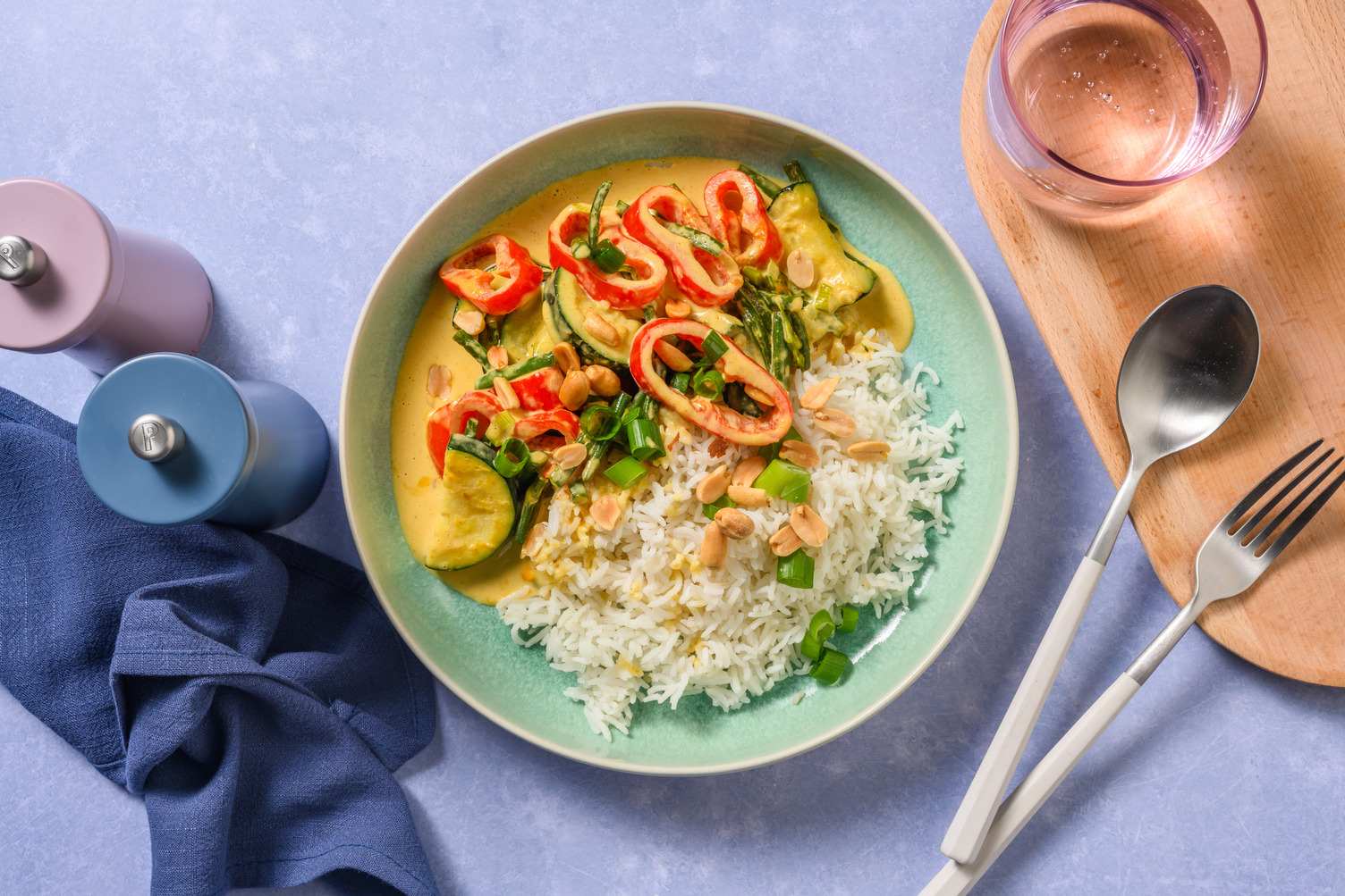 Veganes Erdnusscurry mit Basmatireis