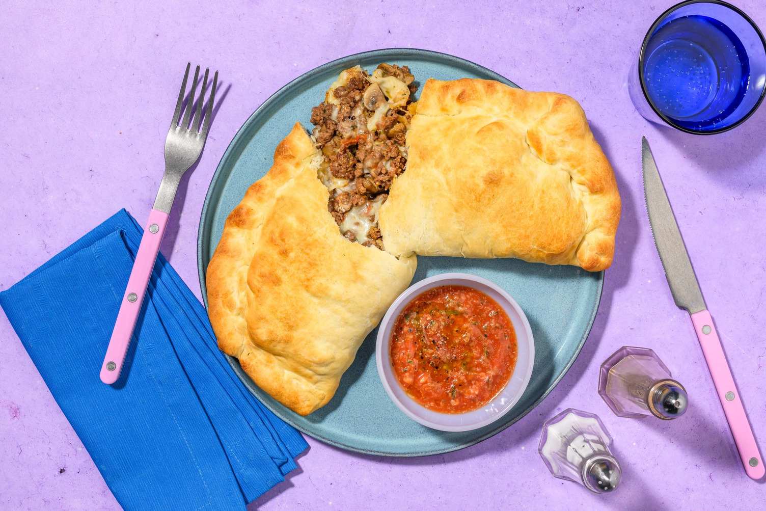 Calzones de bœuf et de champignons au fromage