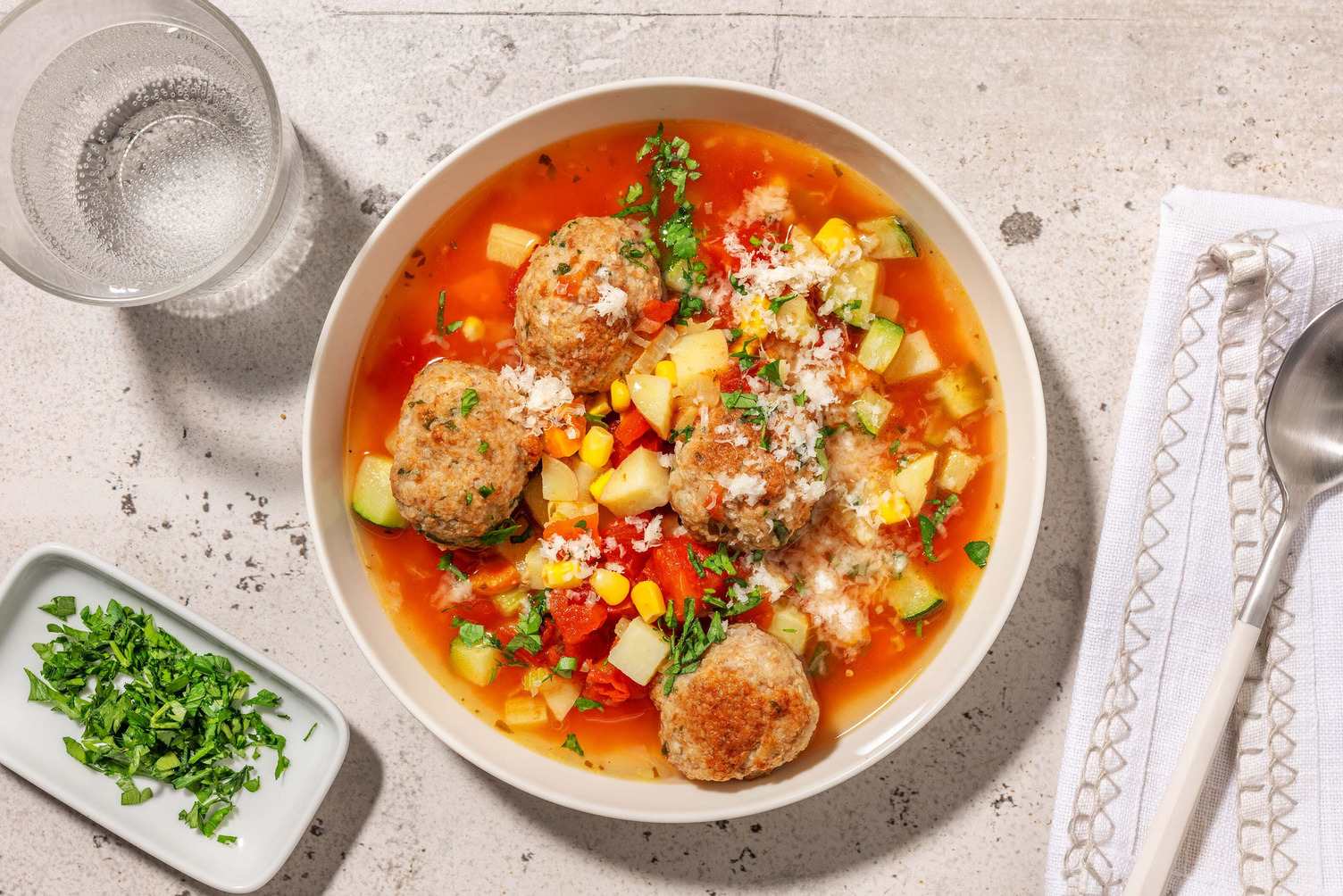 Soupe italienne aux boulettes de dinde et aux légumes
