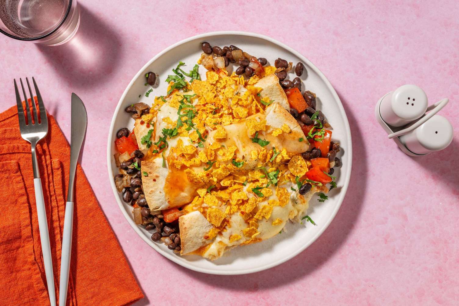 Enchiladas tex-mex aux haricots noirs, au chorizo et aux poivrons