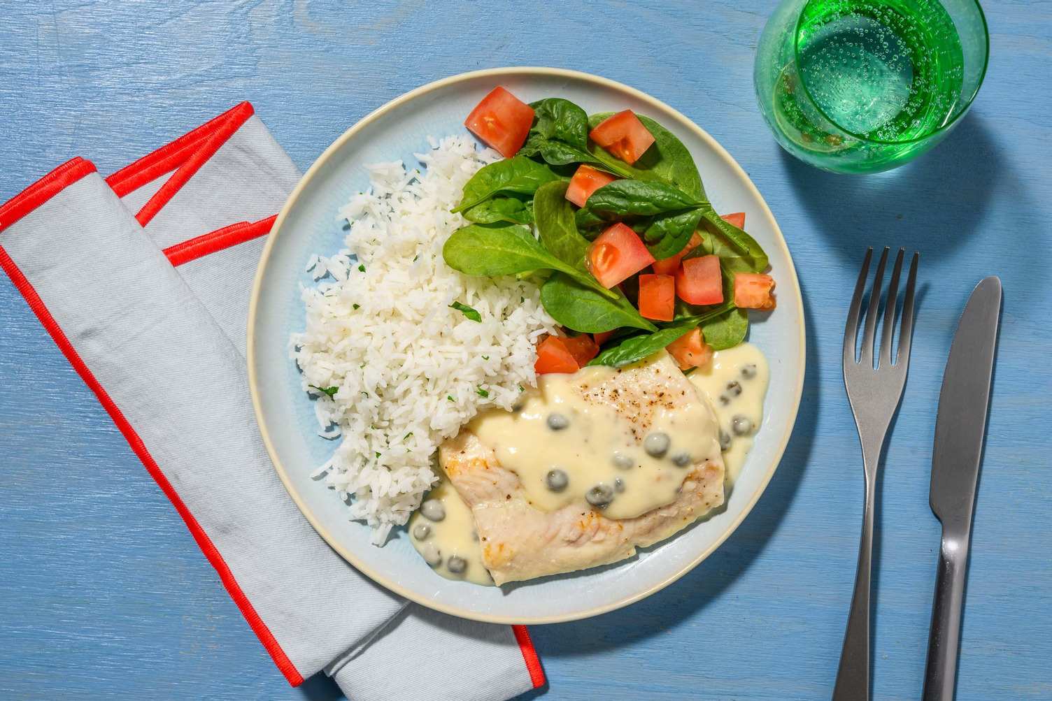 Kuller i cremet kaperssauce