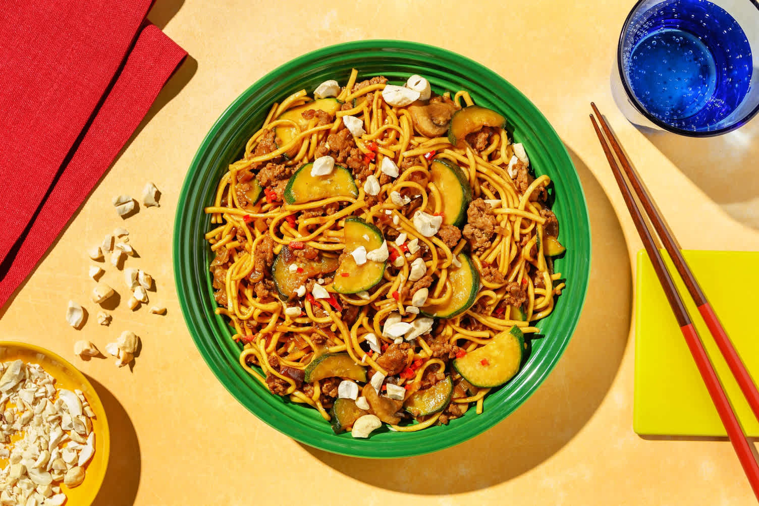 L'aventure chinoise de Jokie : nouilles au poulet et à la courgette