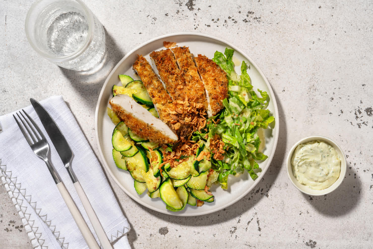 Poulet pané à la provençale & courgette