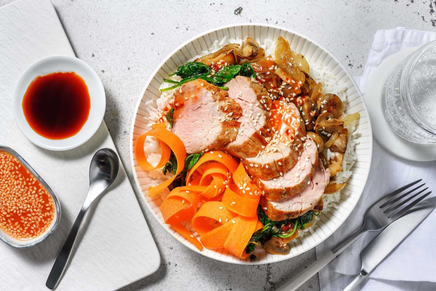Bowl de riz et filet mignon de porc