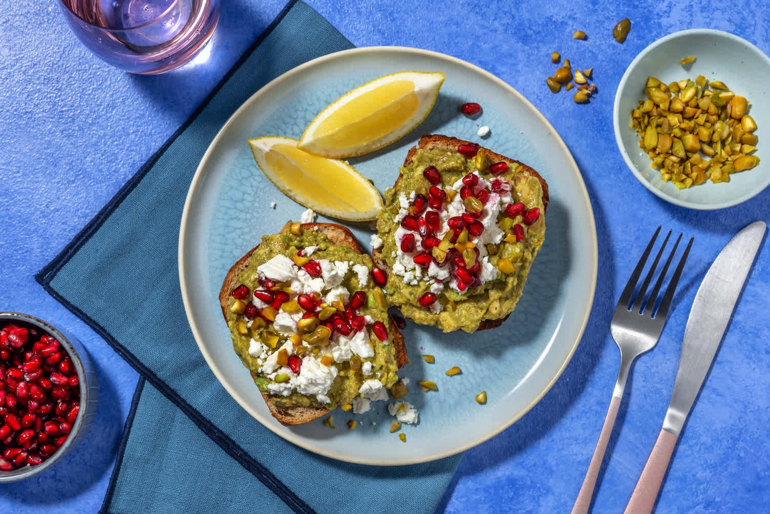 Toast à l'avocat à l'orientale 