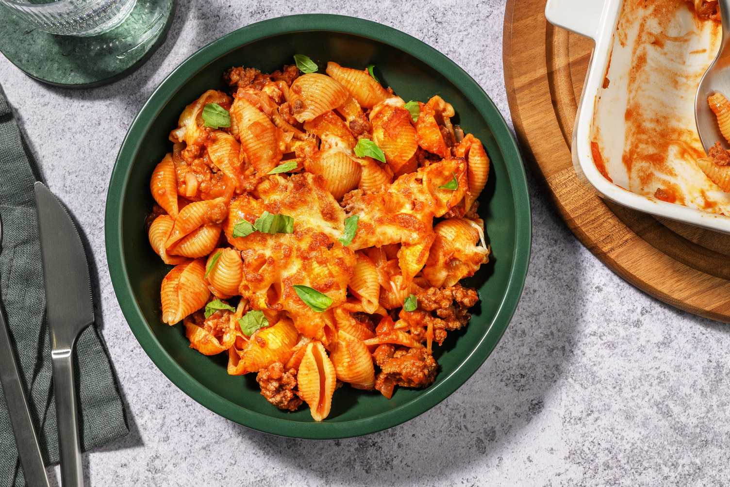 Pasticcio di conchiglie al ragù e mozzarella senza lattosio