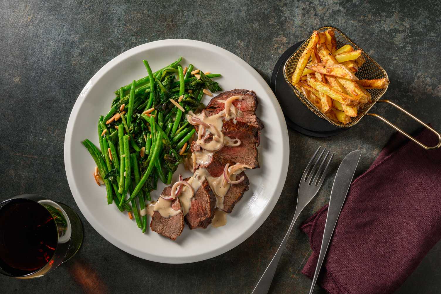 Fillet Steak & Moemoe Potato Fries