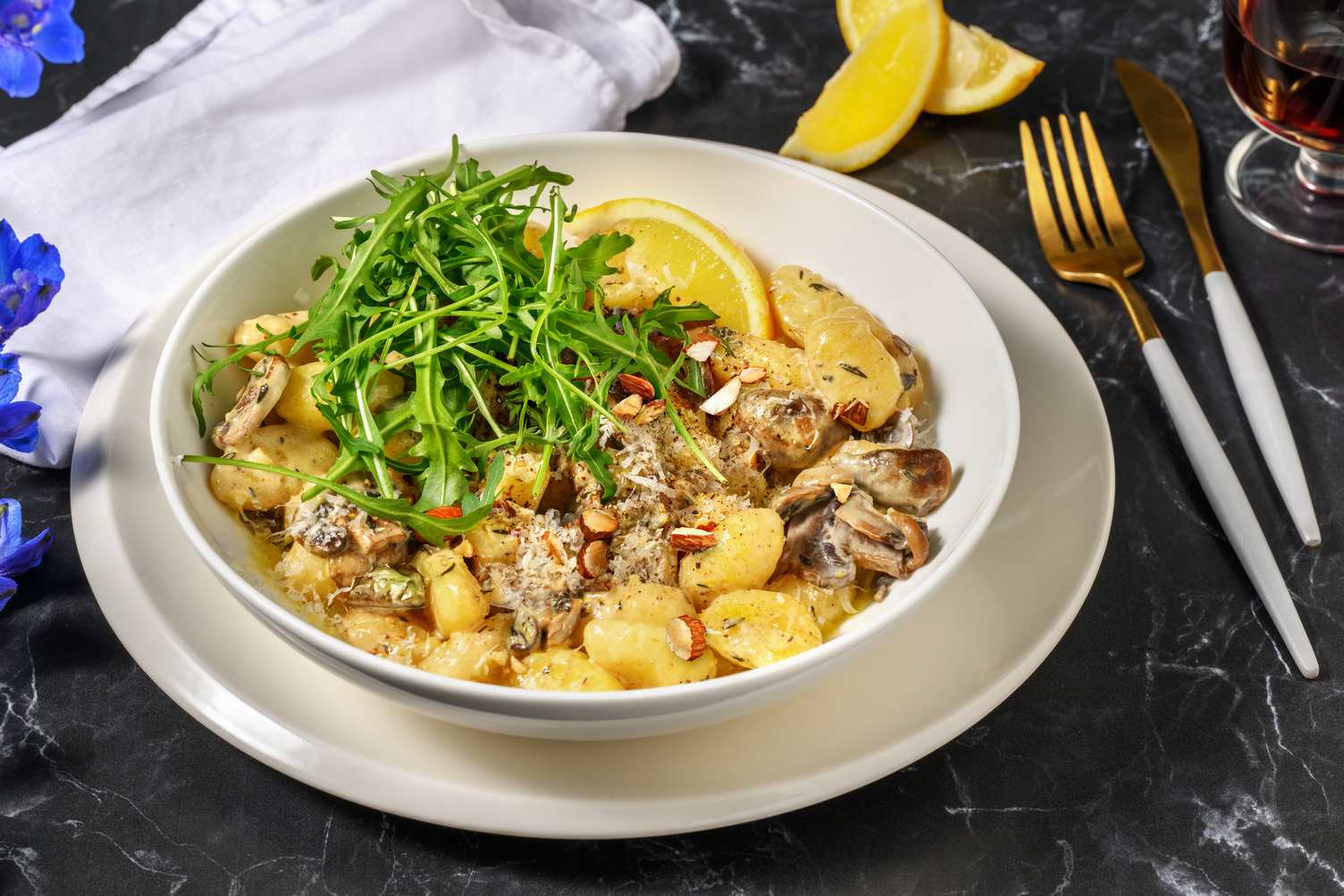 Pan-Fried Gnocchi & Creamy Mushrooms
