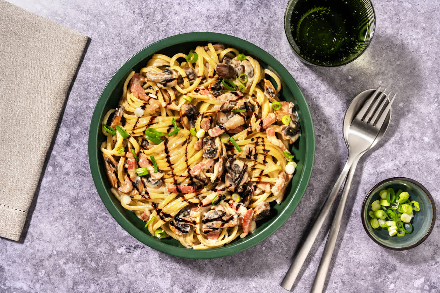 Creamy Blue Cheese Bacon Linguine
