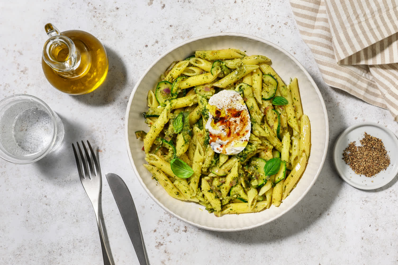 La Primavera : salade de pâtes & burrata