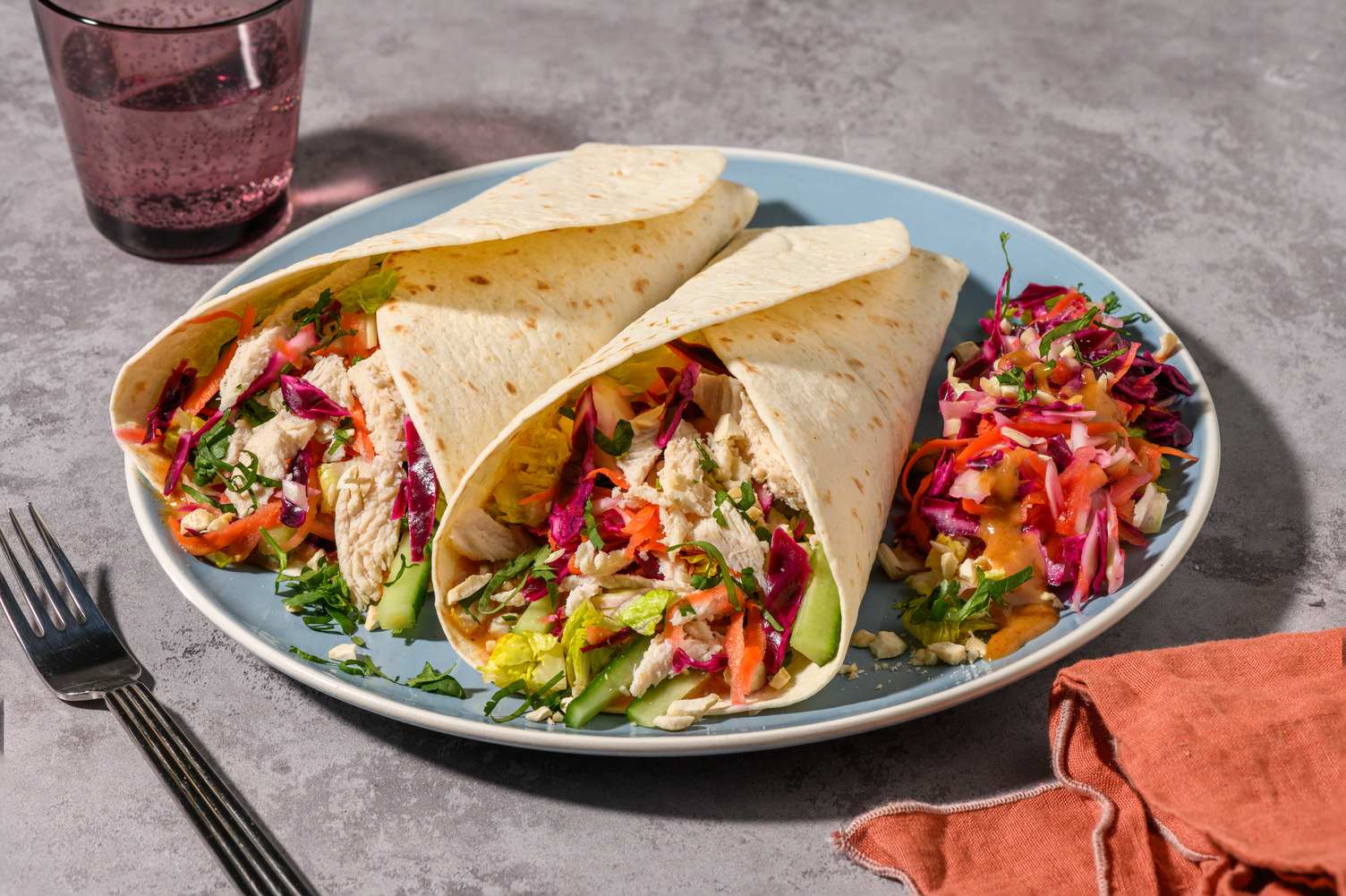 Speedy wraps poulet satay & crudités
